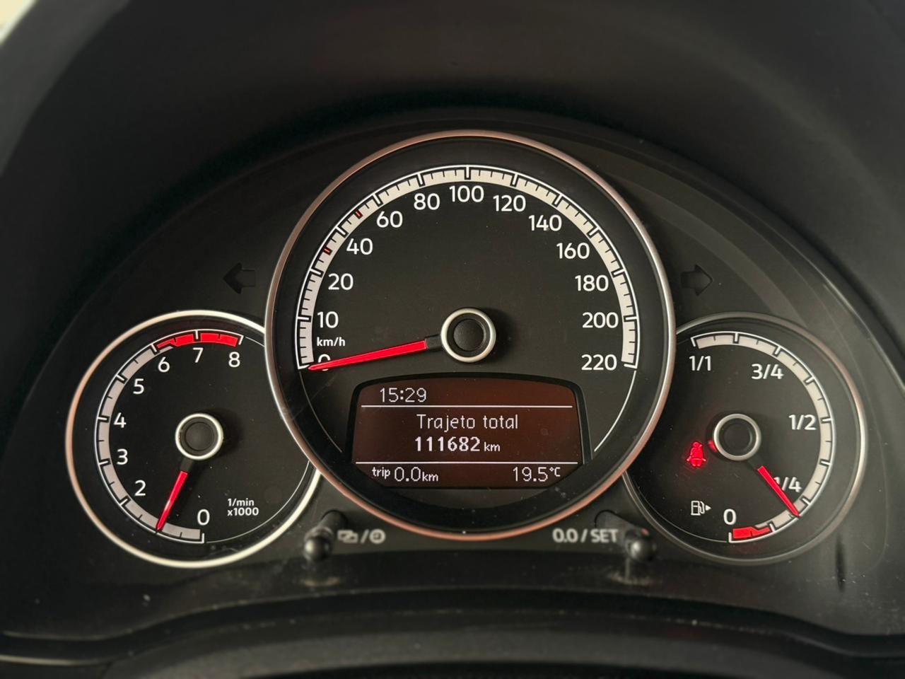VOLKSWAGEN UP - Foto