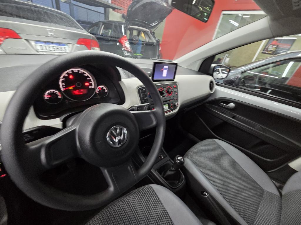 VOLKSWAGEN UP - Foto