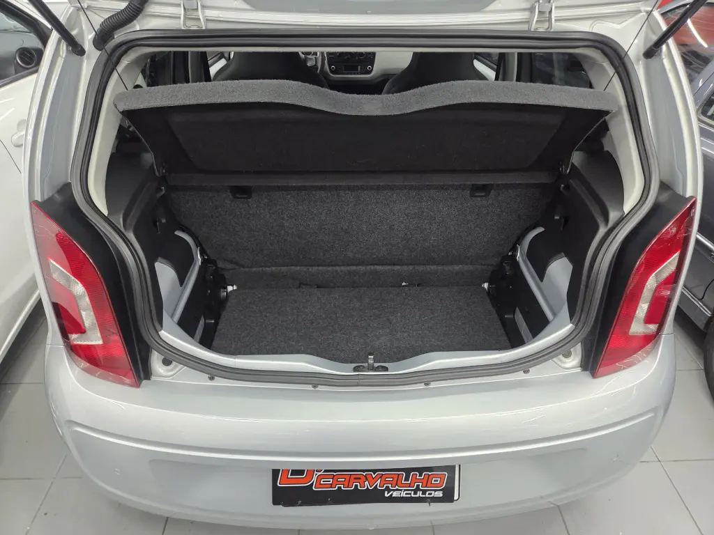 VOLKSWAGEN UP - Foto