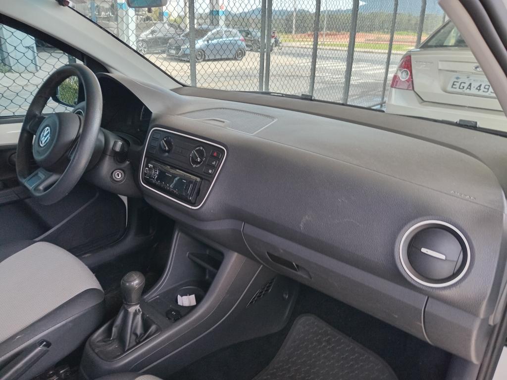 VOLKSWAGEN UP - Foto