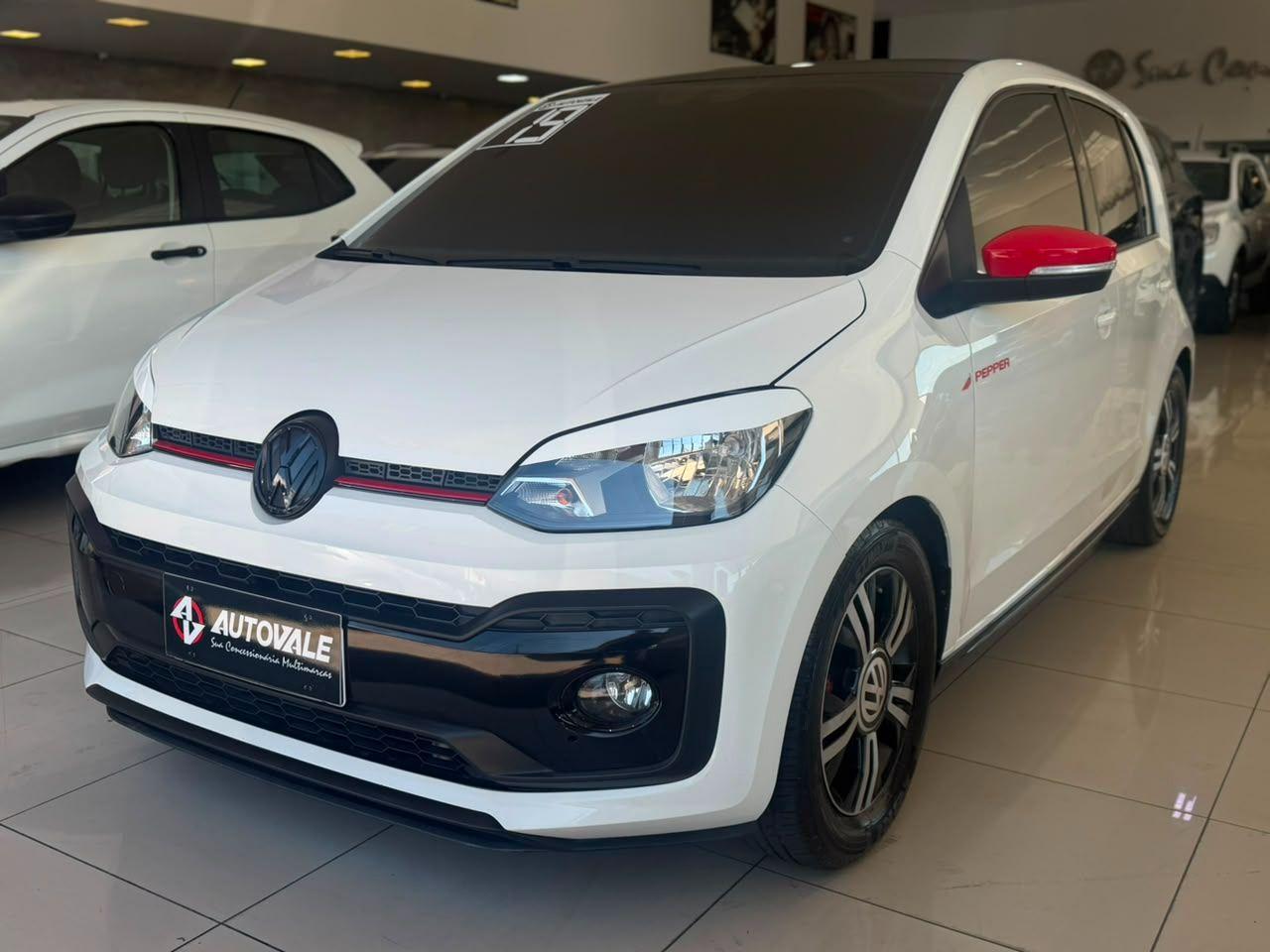 VOLKSWAGEN UP - Foto
