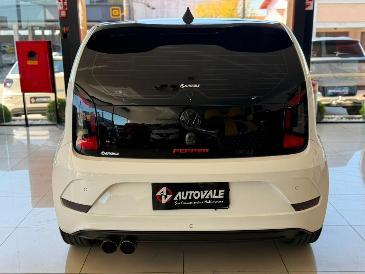 VOLKSWAGEN UP - Foto