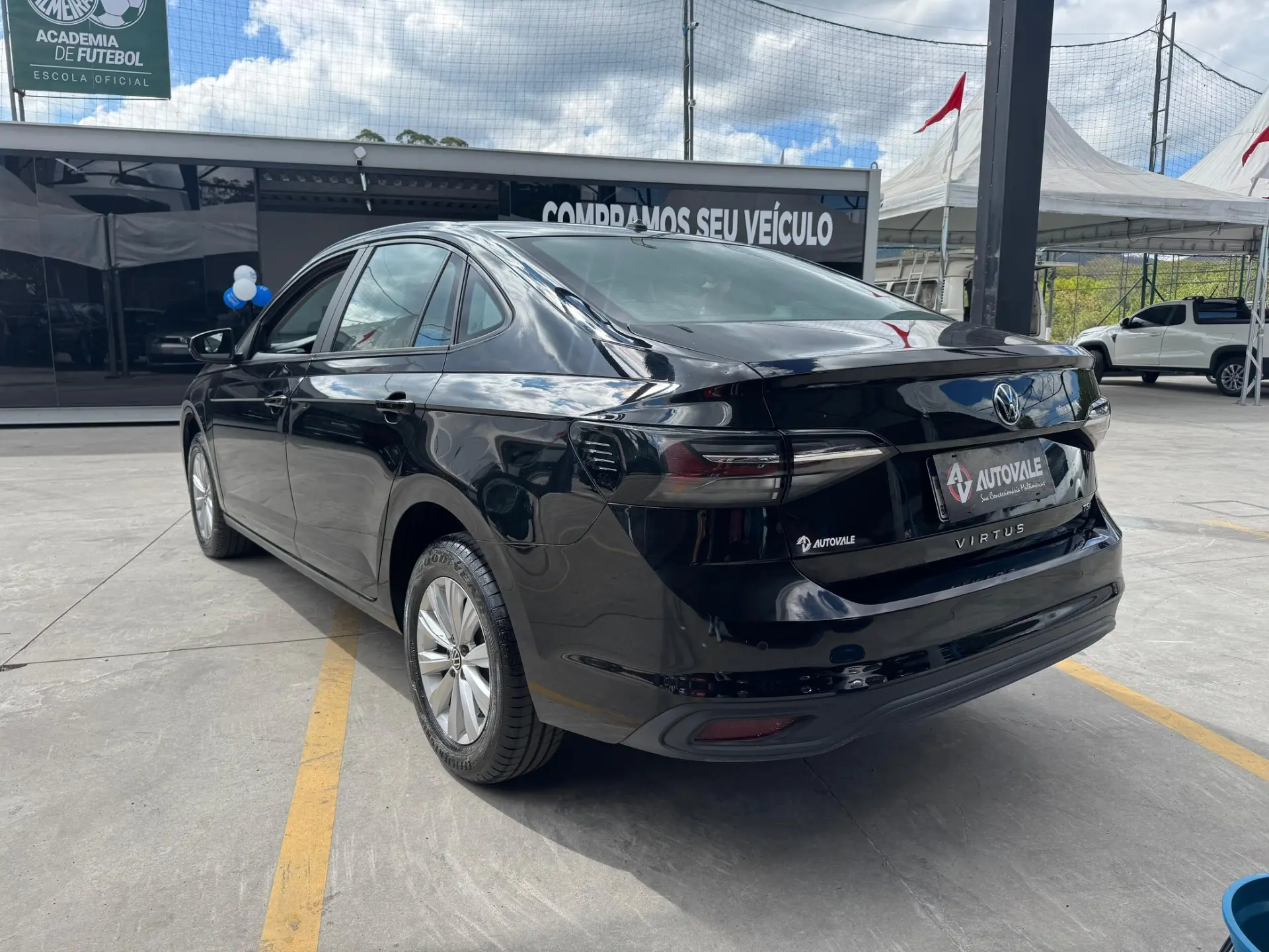 VOLKSWAGEN Virtus - Foto