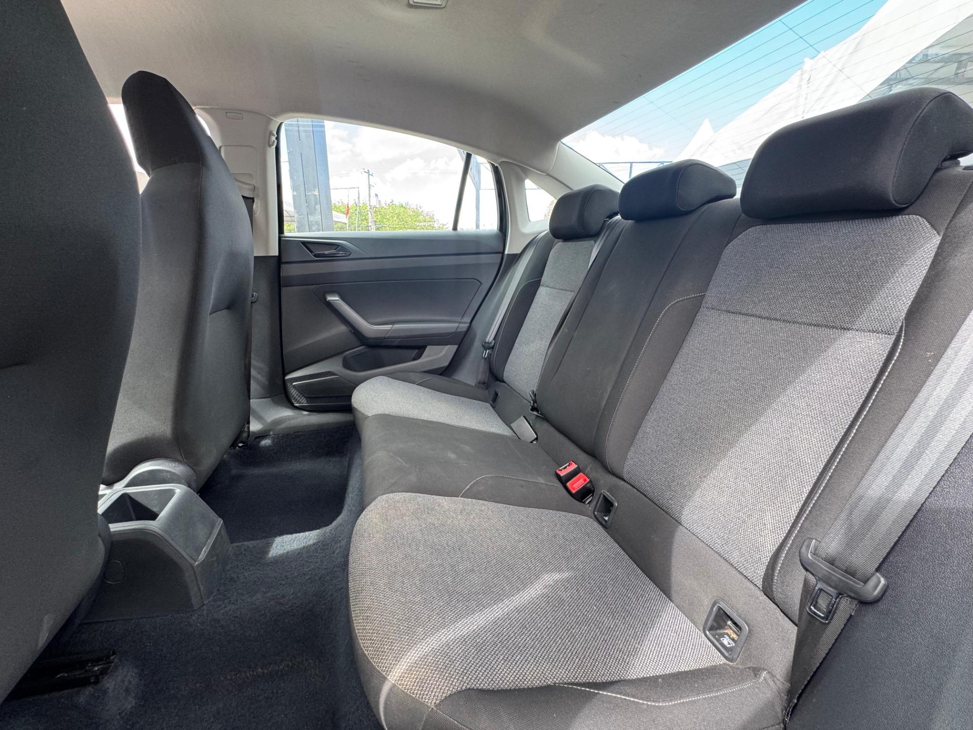 VOLKSWAGEN Virtus - Foto