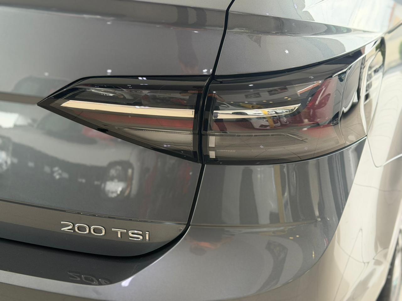 VOLKSWAGEN Virtus - Foto