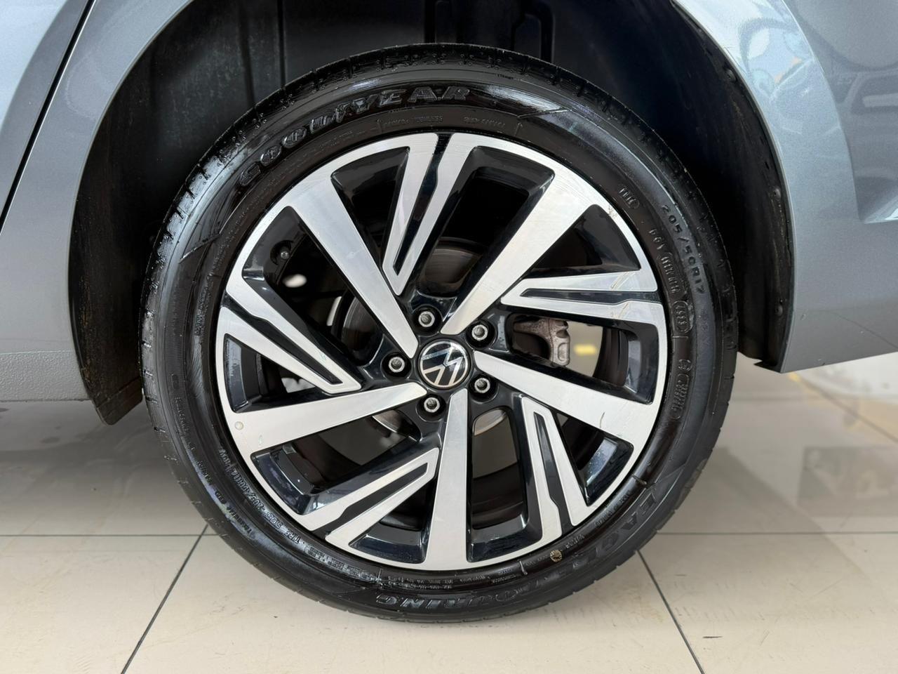 VOLKSWAGEN Virtus - Foto