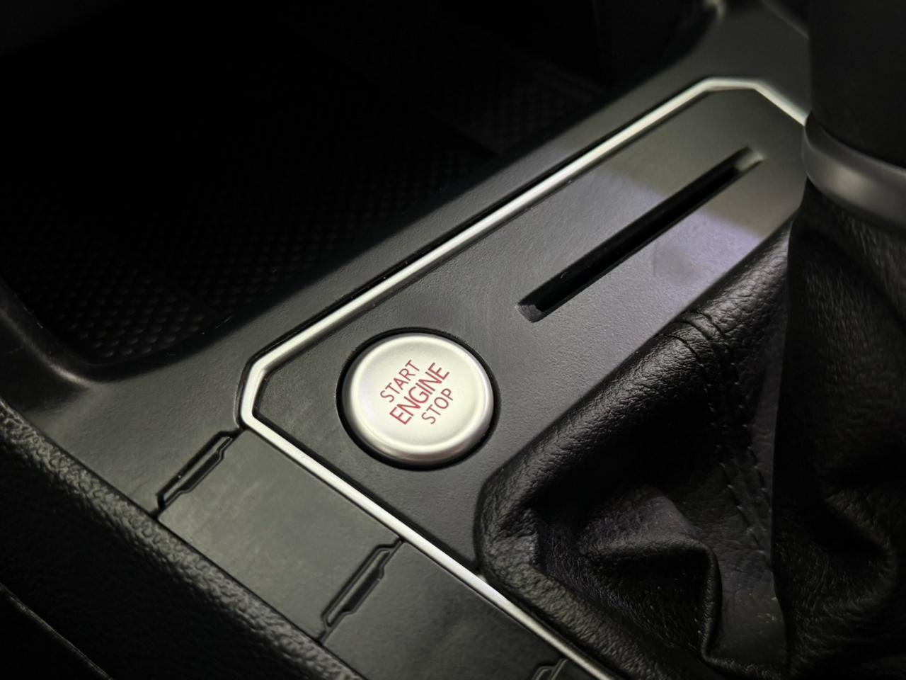 VOLKSWAGEN Virtus - Foto