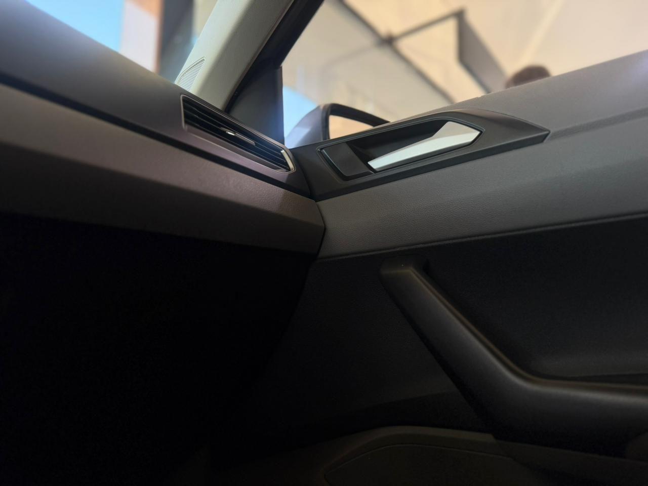 VOLKSWAGEN Virtus - Foto