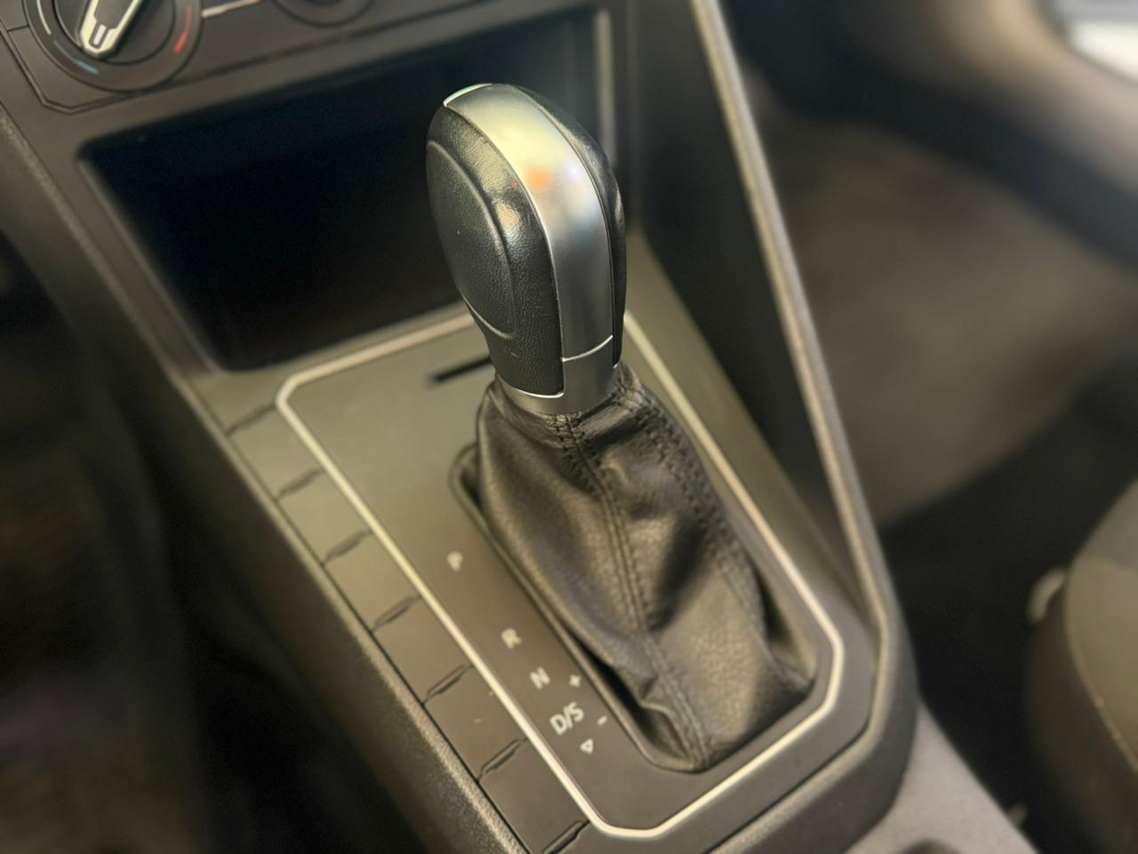 VOLKSWAGEN Virtus - Foto