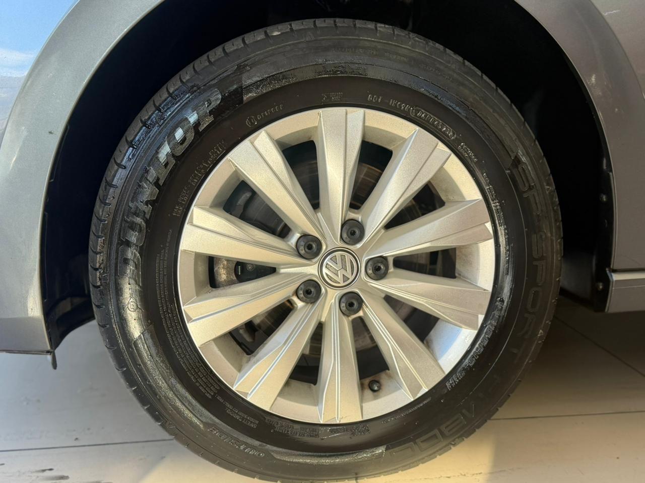 VOLKSWAGEN Virtus - Foto