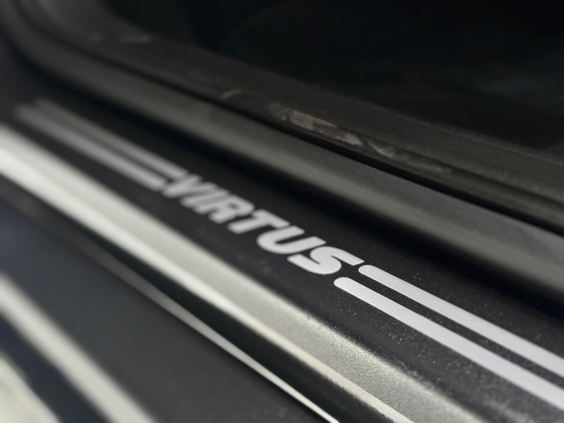 VOLKSWAGEN Virtus - Foto