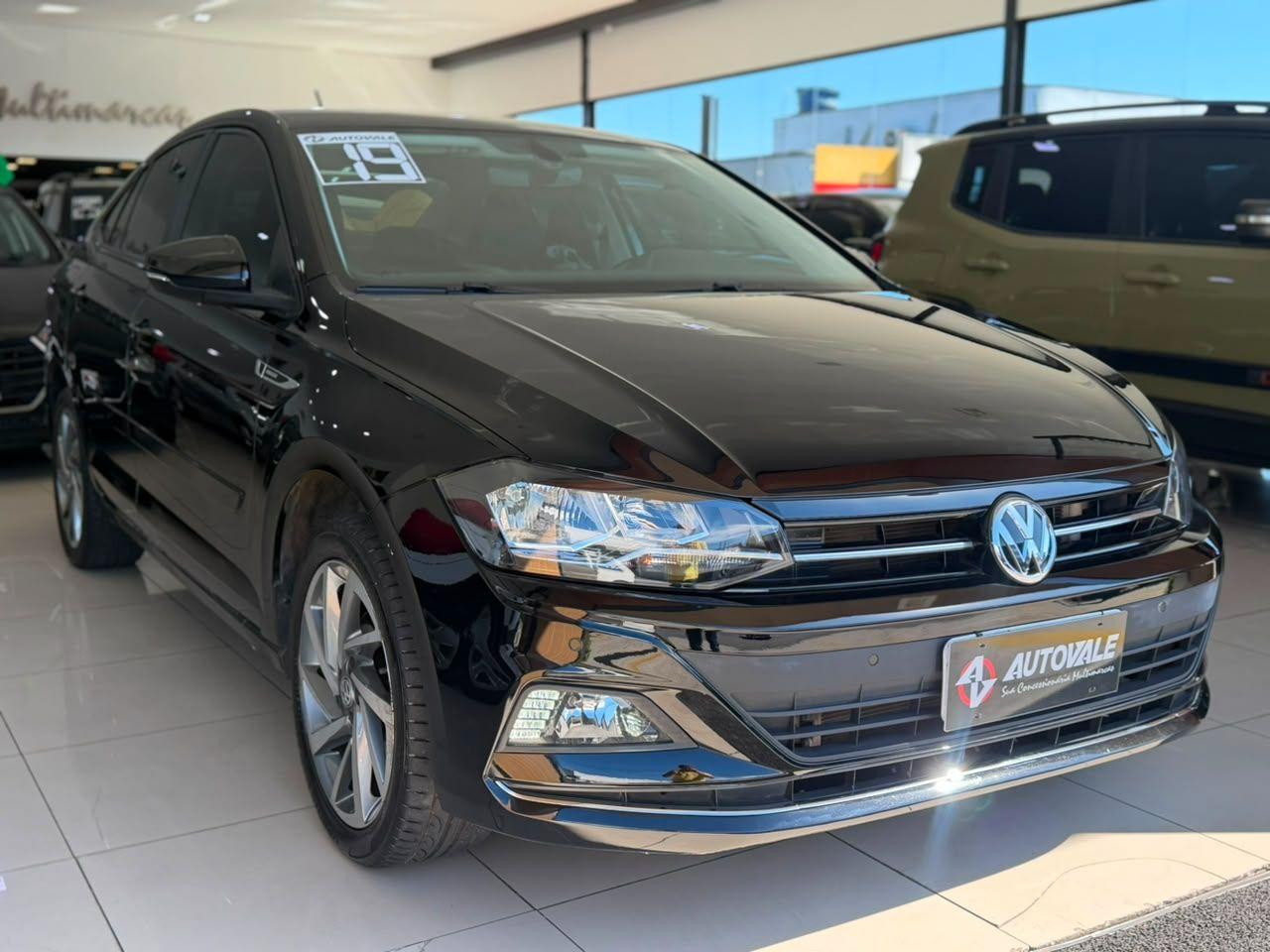 VOLKSWAGEN Virtus