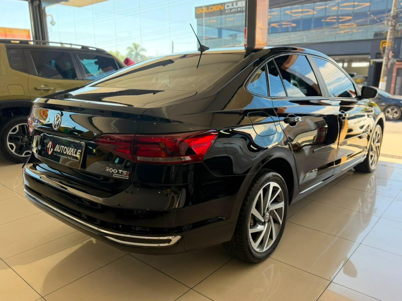 VOLKSWAGEN Virtus - Foto