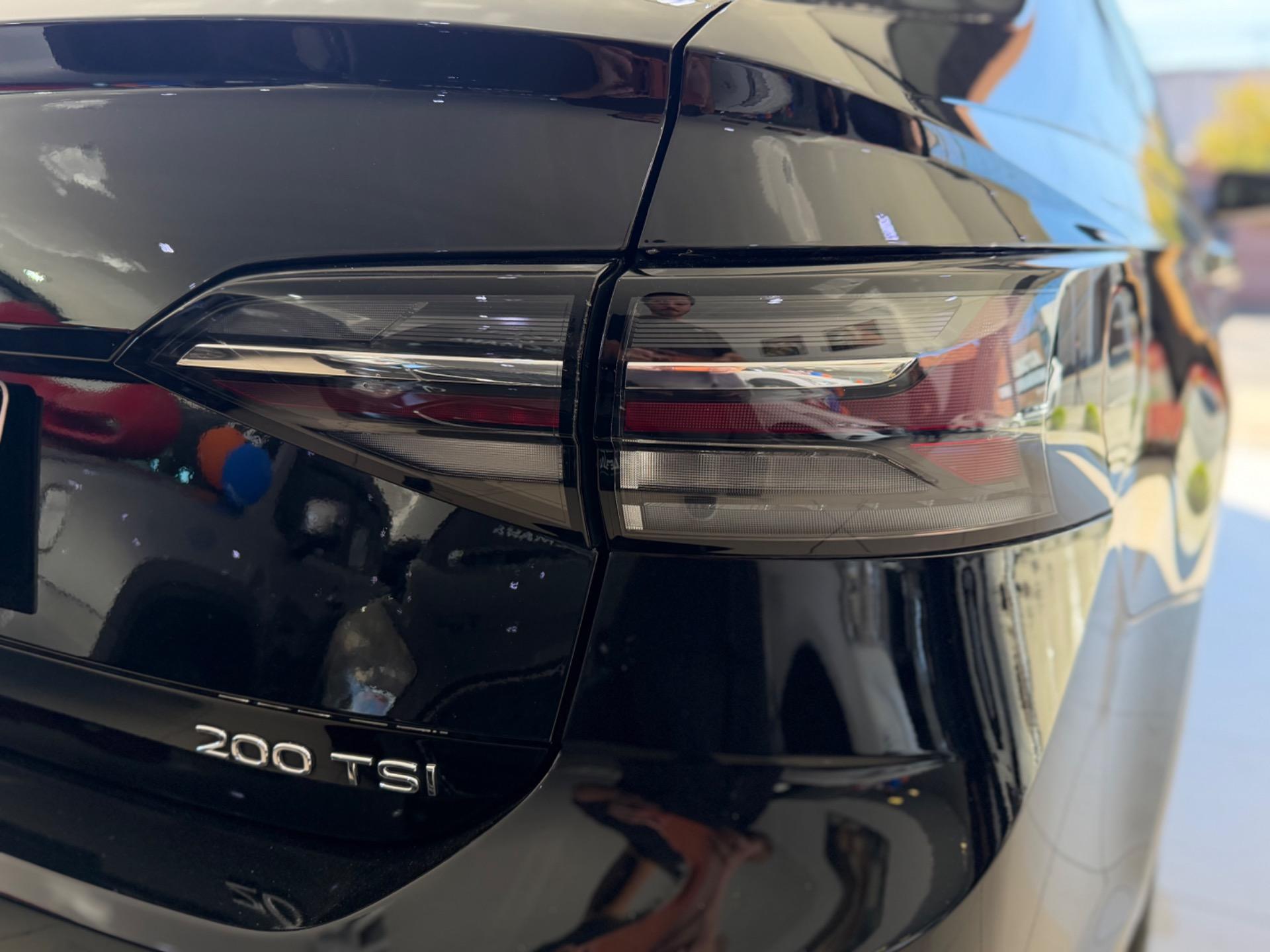 VOLKSWAGEN Virtus - Foto