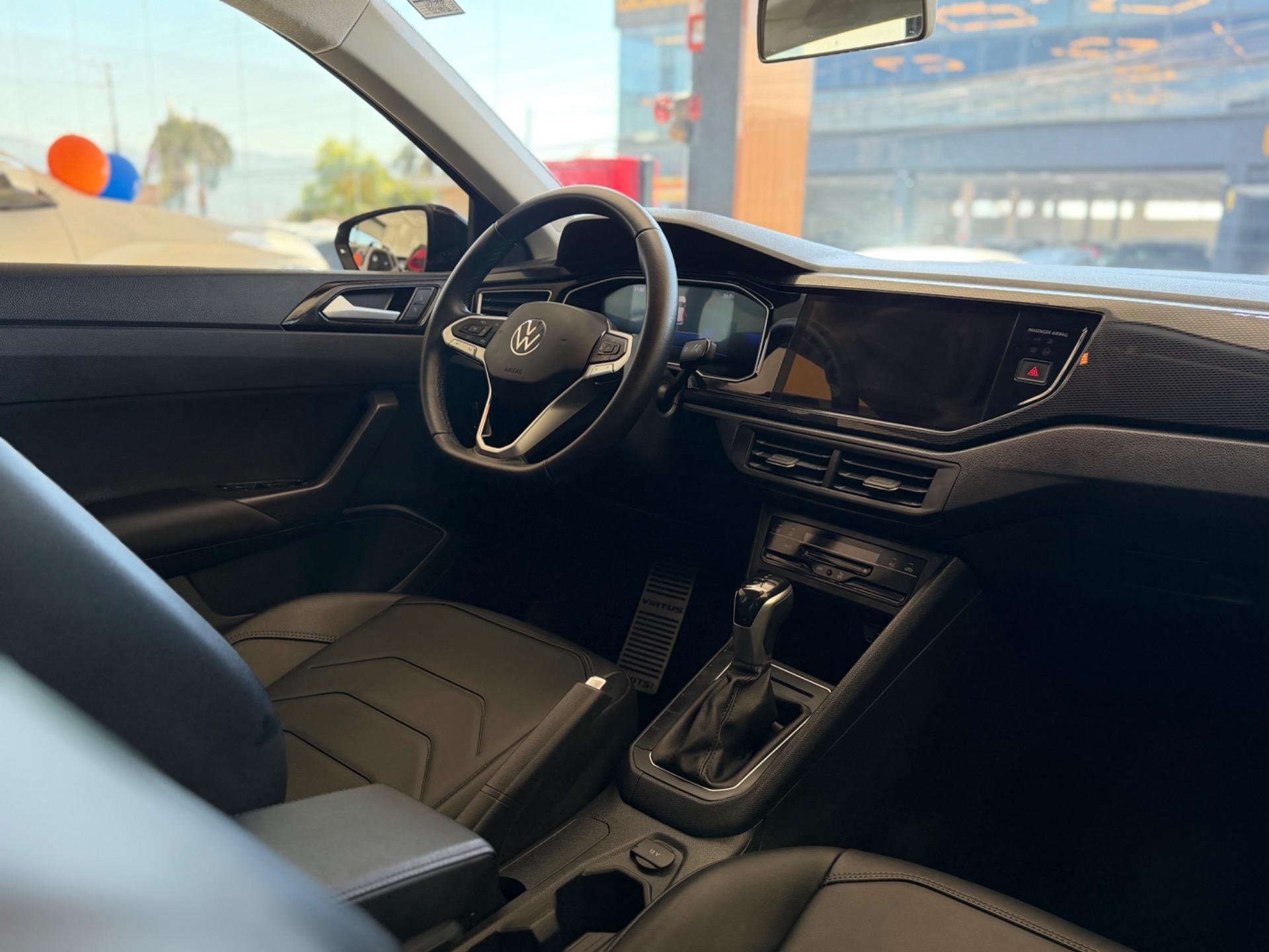 VOLKSWAGEN Virtus - Foto