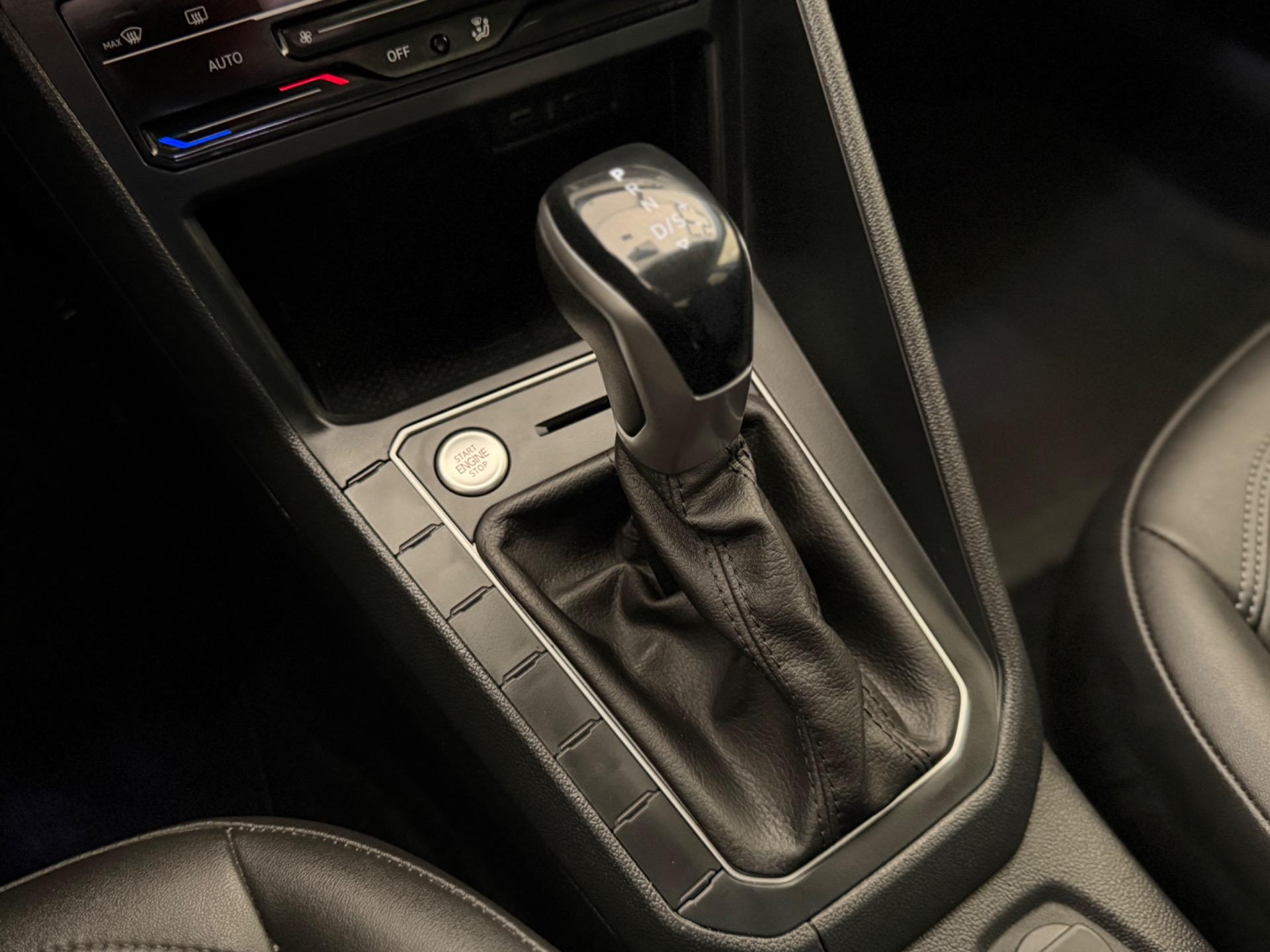 VOLKSWAGEN Virtus - Foto