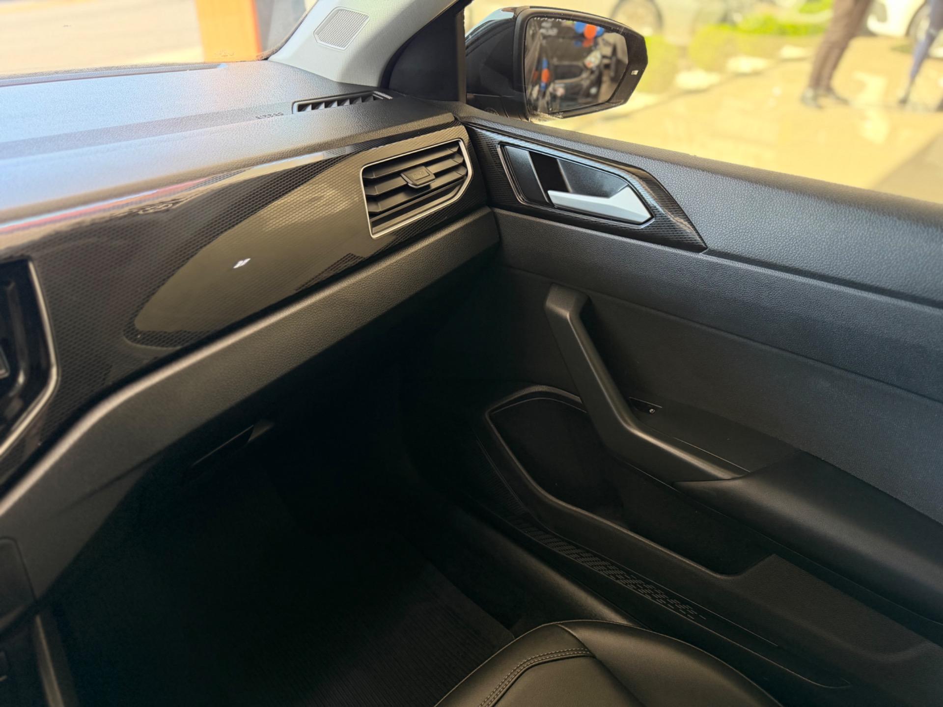 VOLKSWAGEN Virtus - Foto