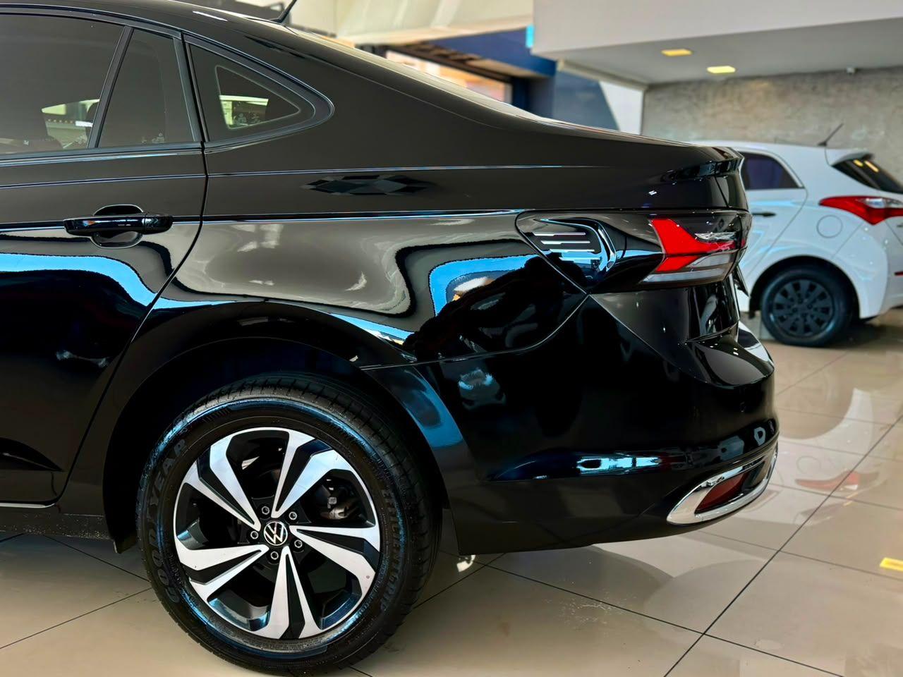 VOLKSWAGEN Virtus - Foto