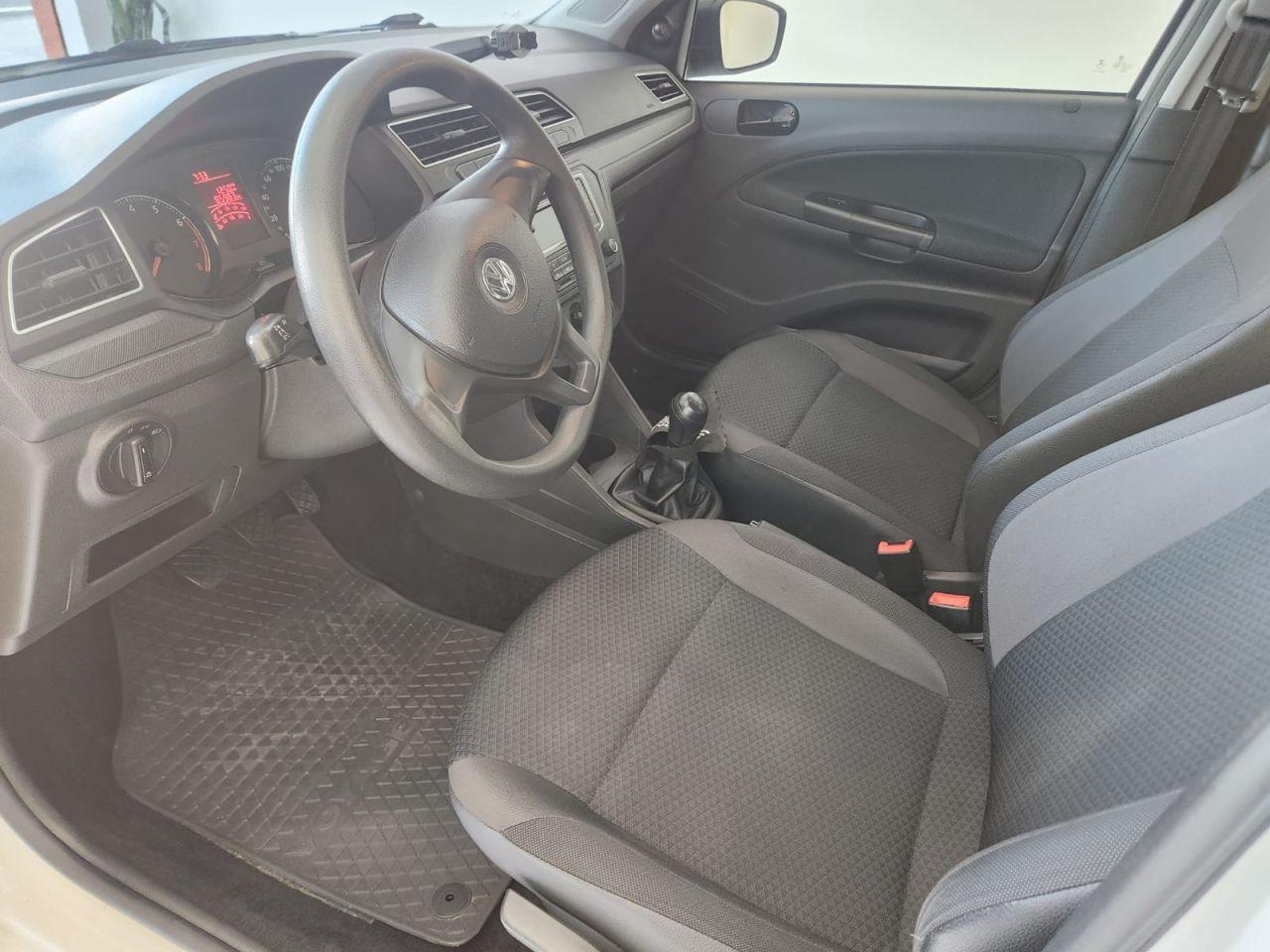 VOLKSWAGEN Voyage - Foto