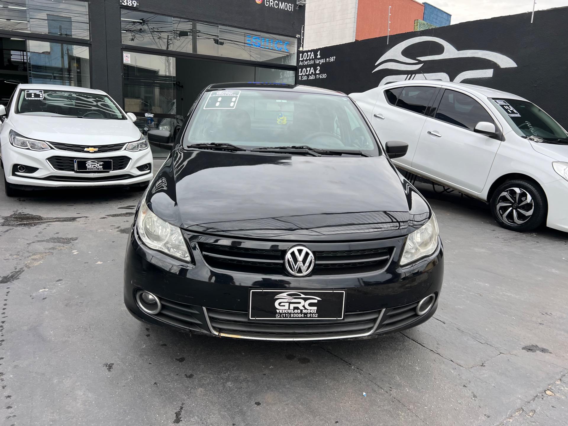 VOLKSWAGEN Voyage - Foto