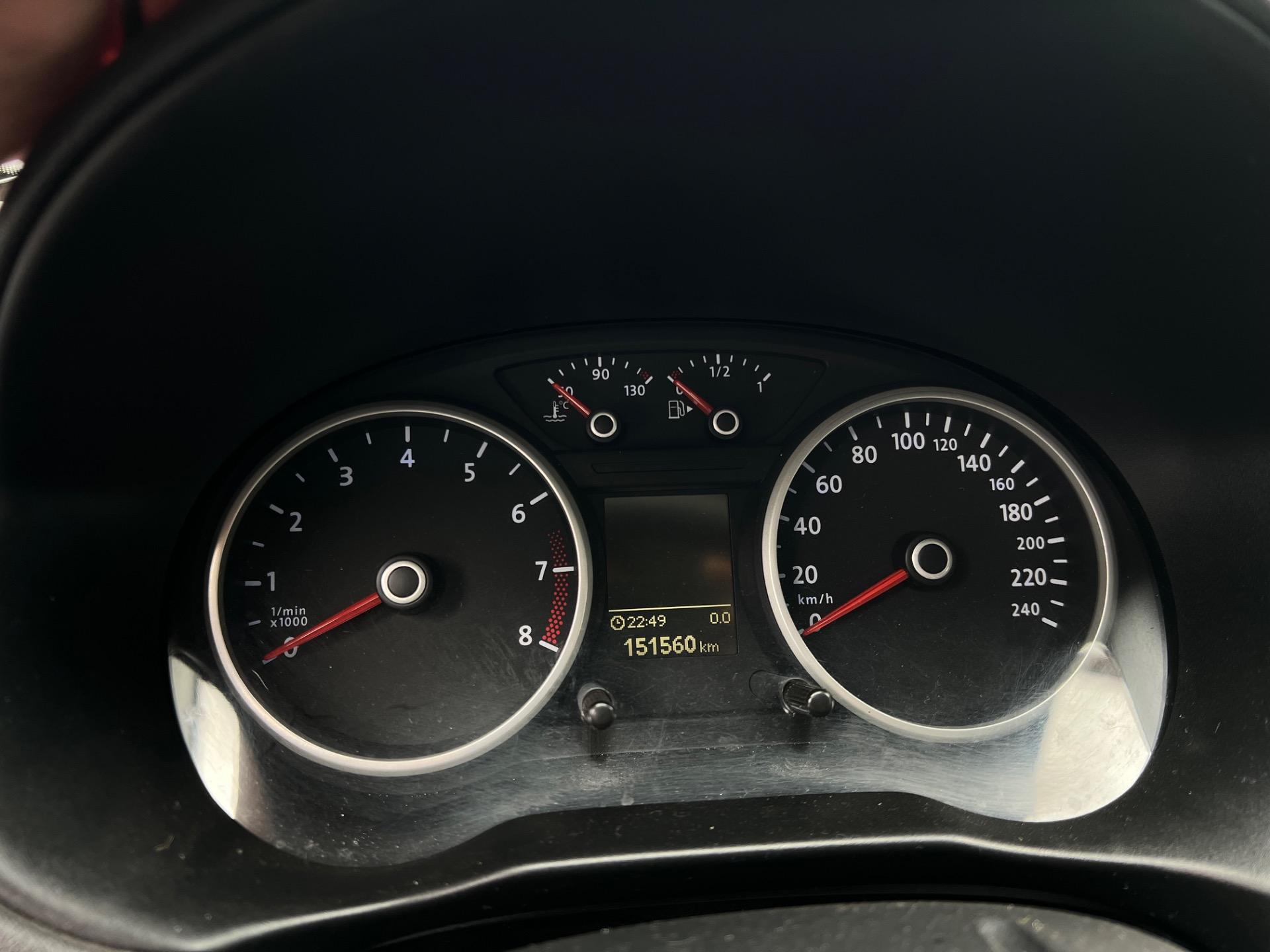 VOLKSWAGEN Voyage - Foto