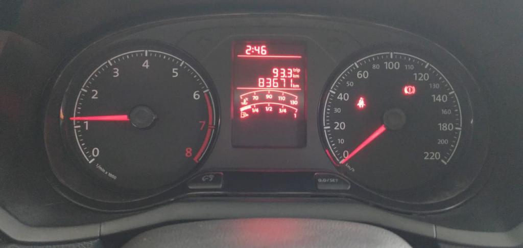 VOLKSWAGEN Voyage - Foto