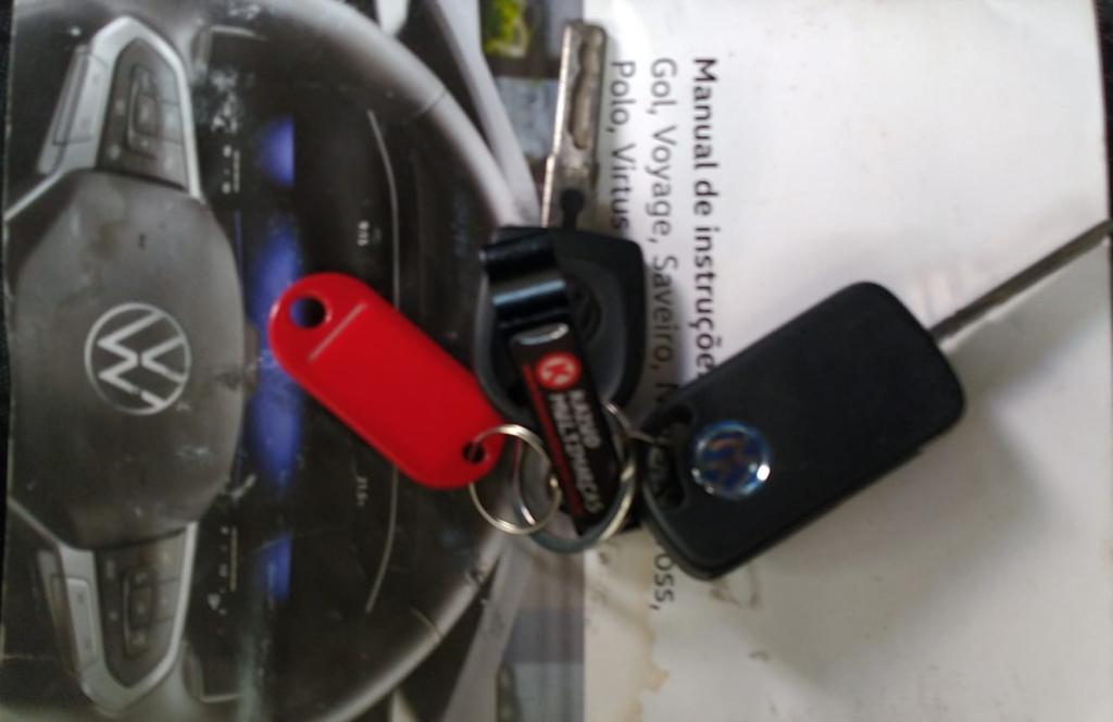 VOLKSWAGEN Voyage - Foto