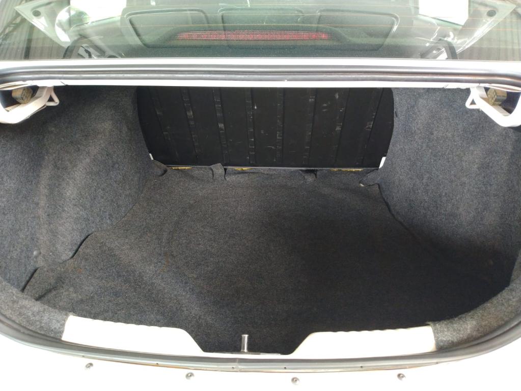 VOLKSWAGEN Voyage - Foto