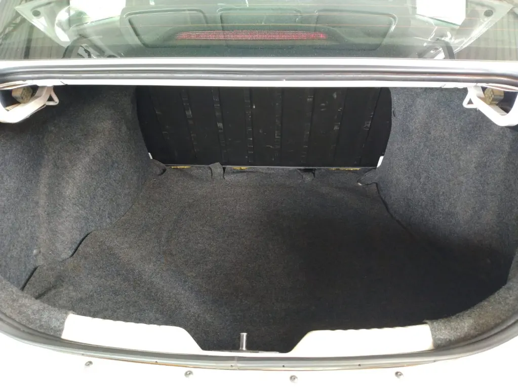 VOLKSWAGEN Voyage - Foto