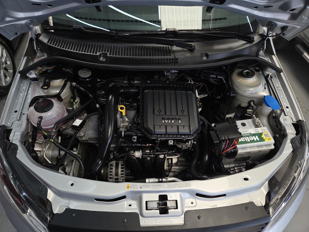 VOLKSWAGEN Voyage - Foto