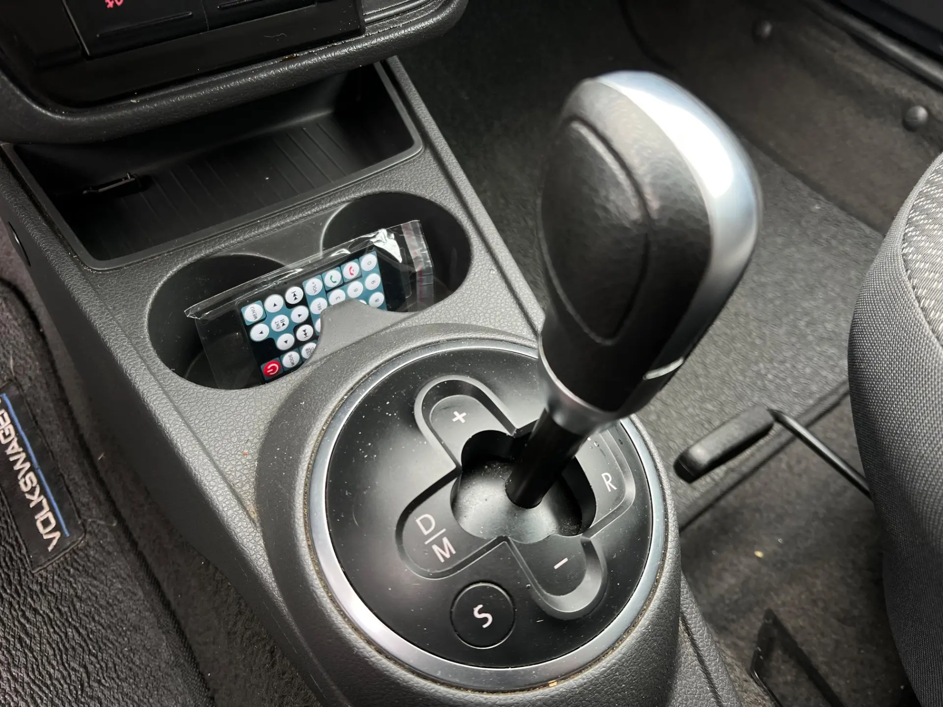 VOLKSWAGEN Voyage - Foto