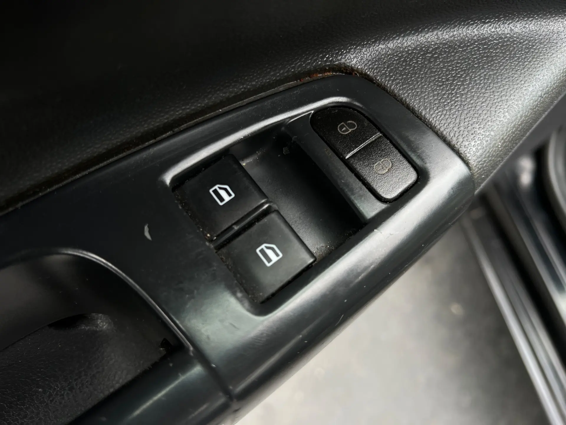 VOLKSWAGEN Voyage - Foto