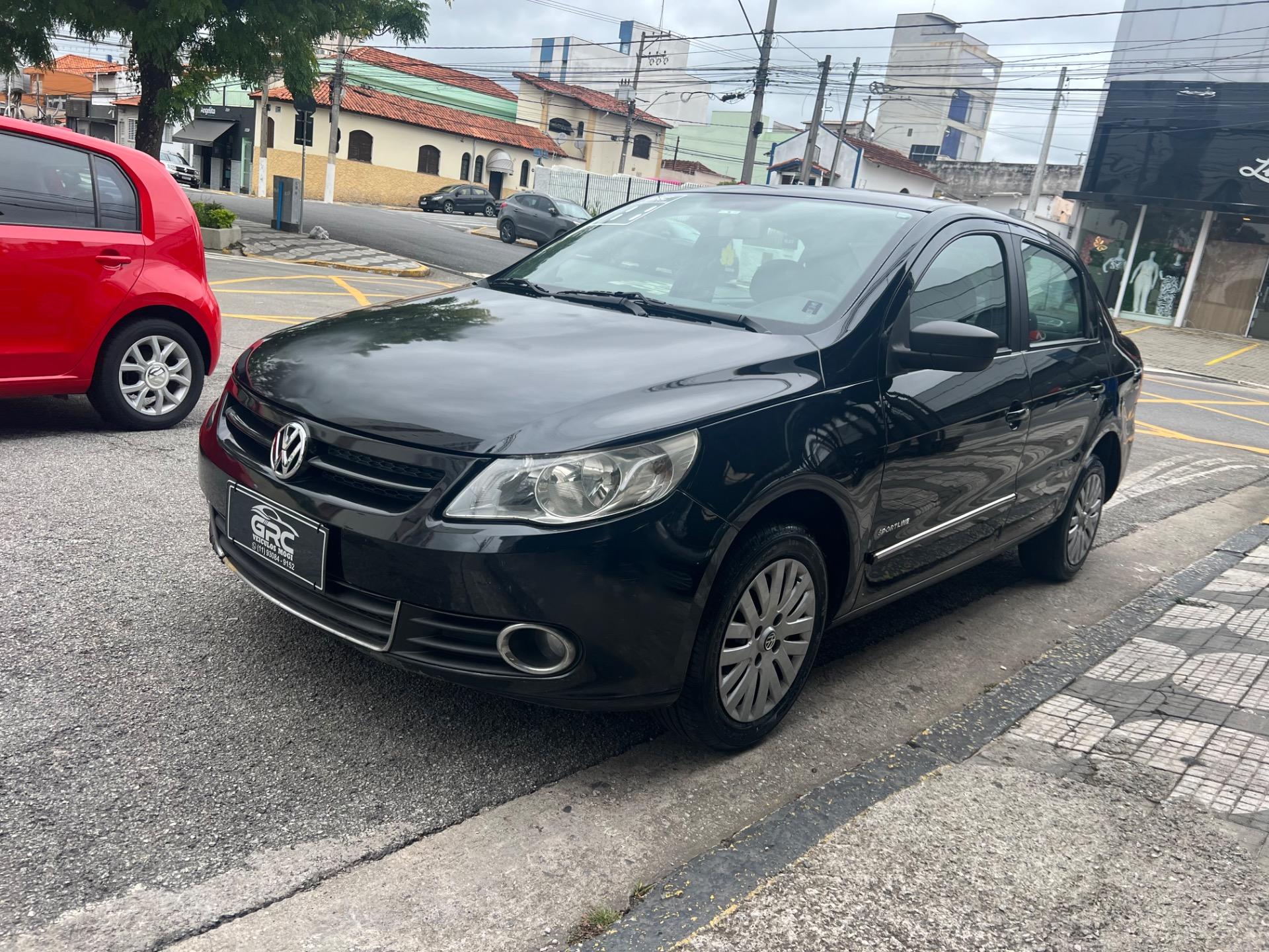 VOLKSWAGEN Voyage - Foto