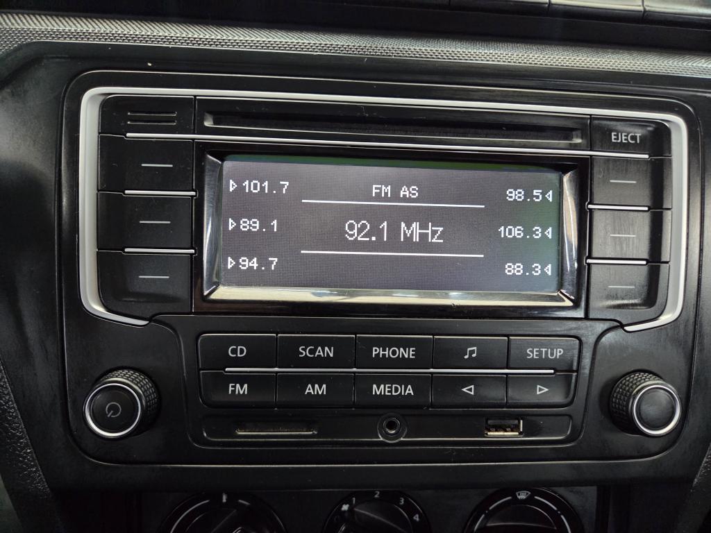 VOLKSWAGEN Voyage - Foto