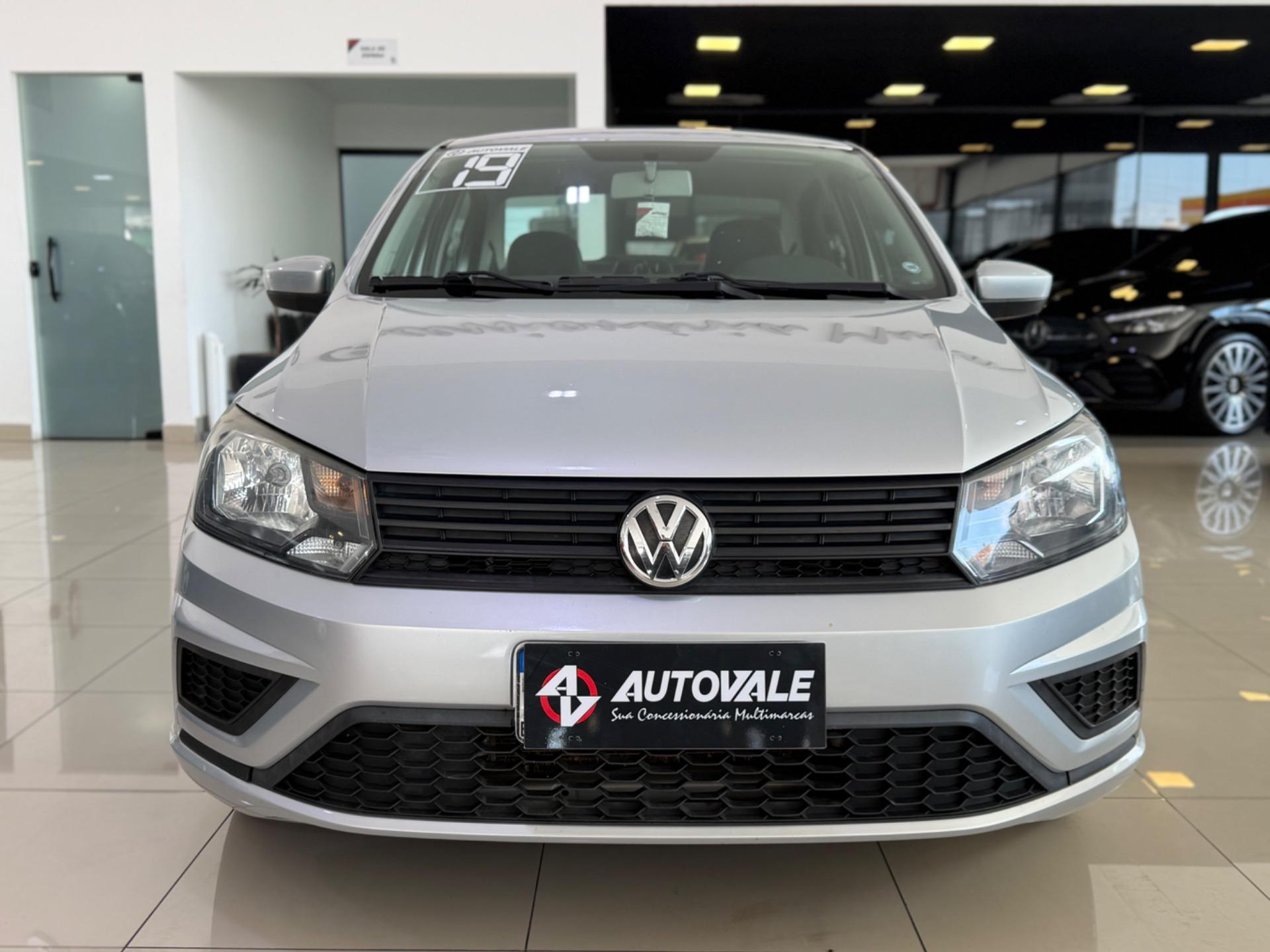 VOLKSWAGEN Voyage - Foto