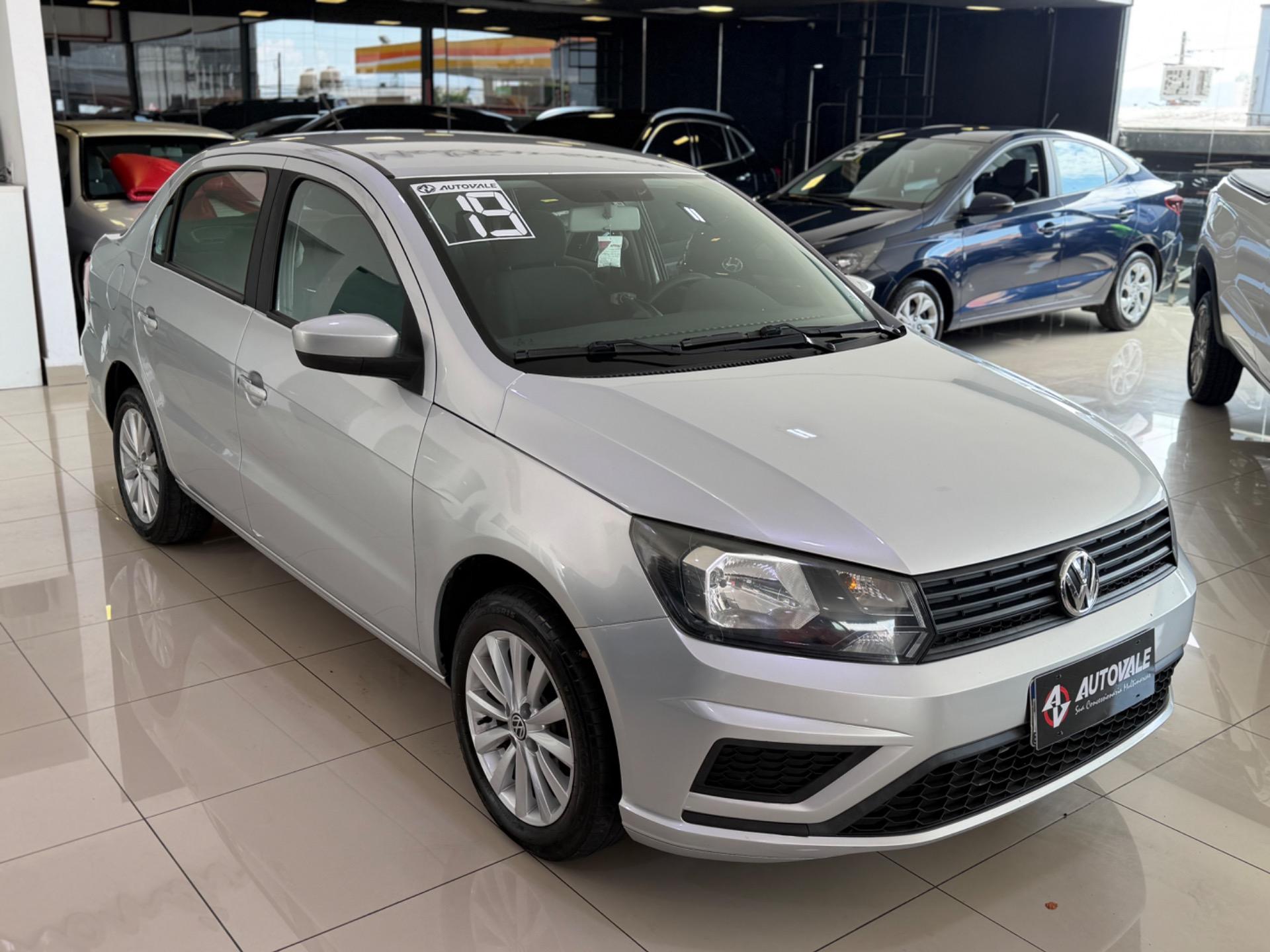 VOLKSWAGEN Voyage - Foto