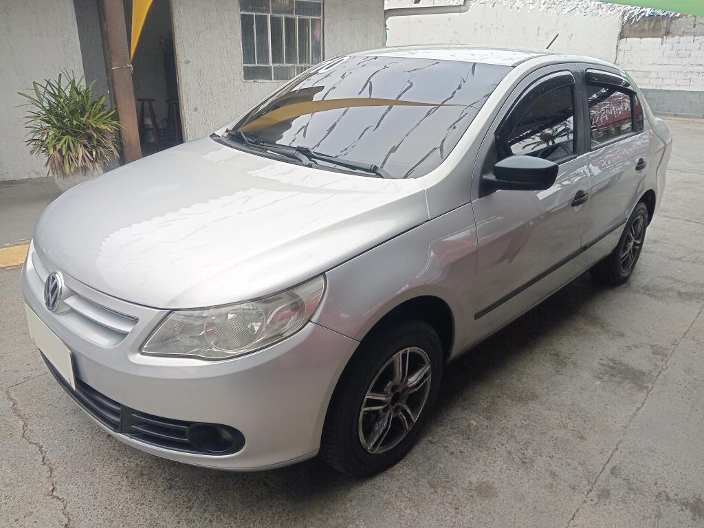 VOLKSWAGEN Voyage - Foto
