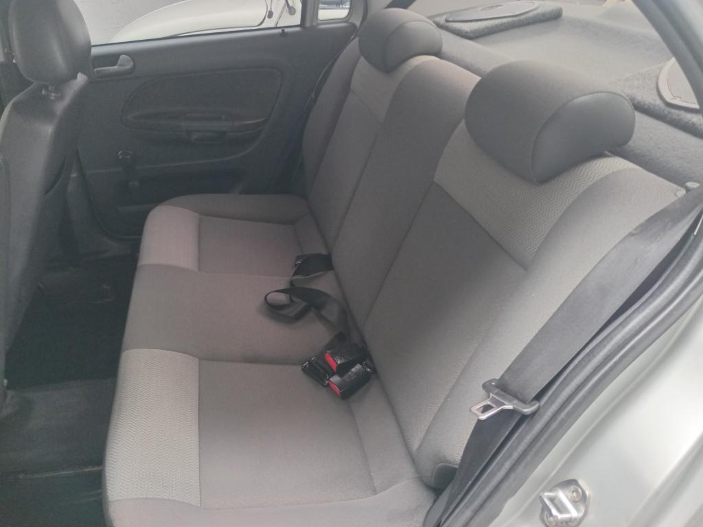 VOLKSWAGEN Voyage - Foto