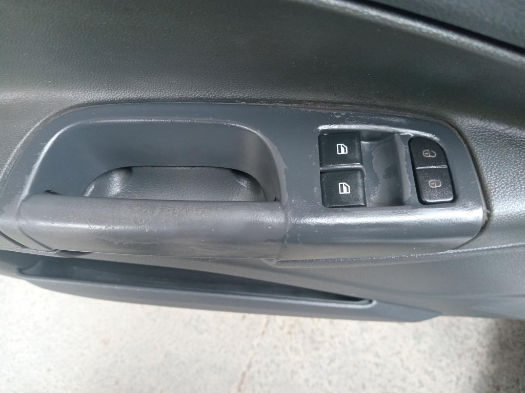 VOLKSWAGEN Voyage - Foto