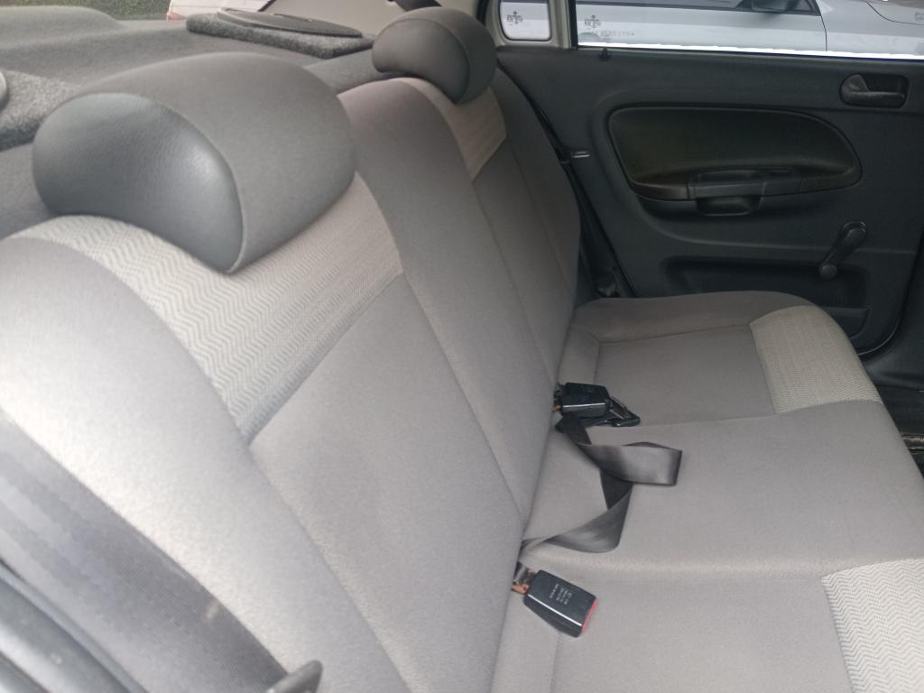 VOLKSWAGEN Voyage - Foto