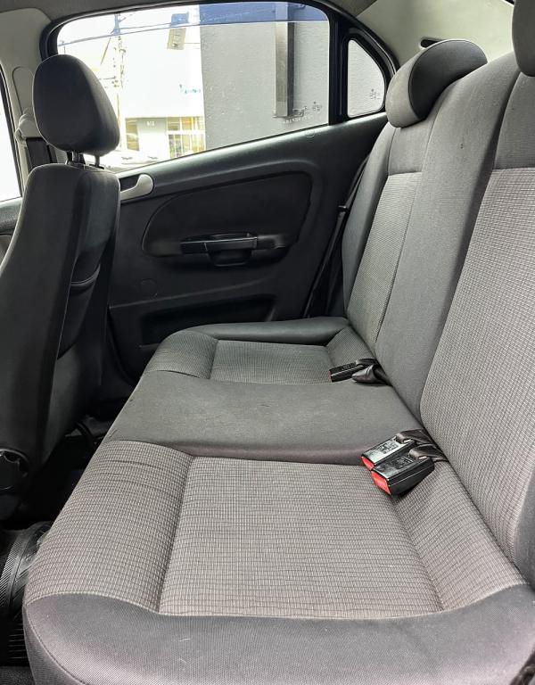 VOLKSWAGEN Voyage - Foto