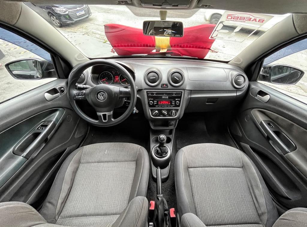 VOLKSWAGEN Voyage - Foto