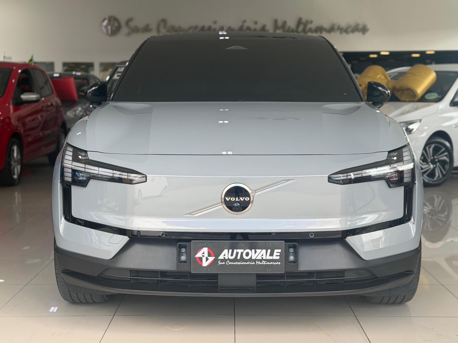 VOLVO EX30 - Foto