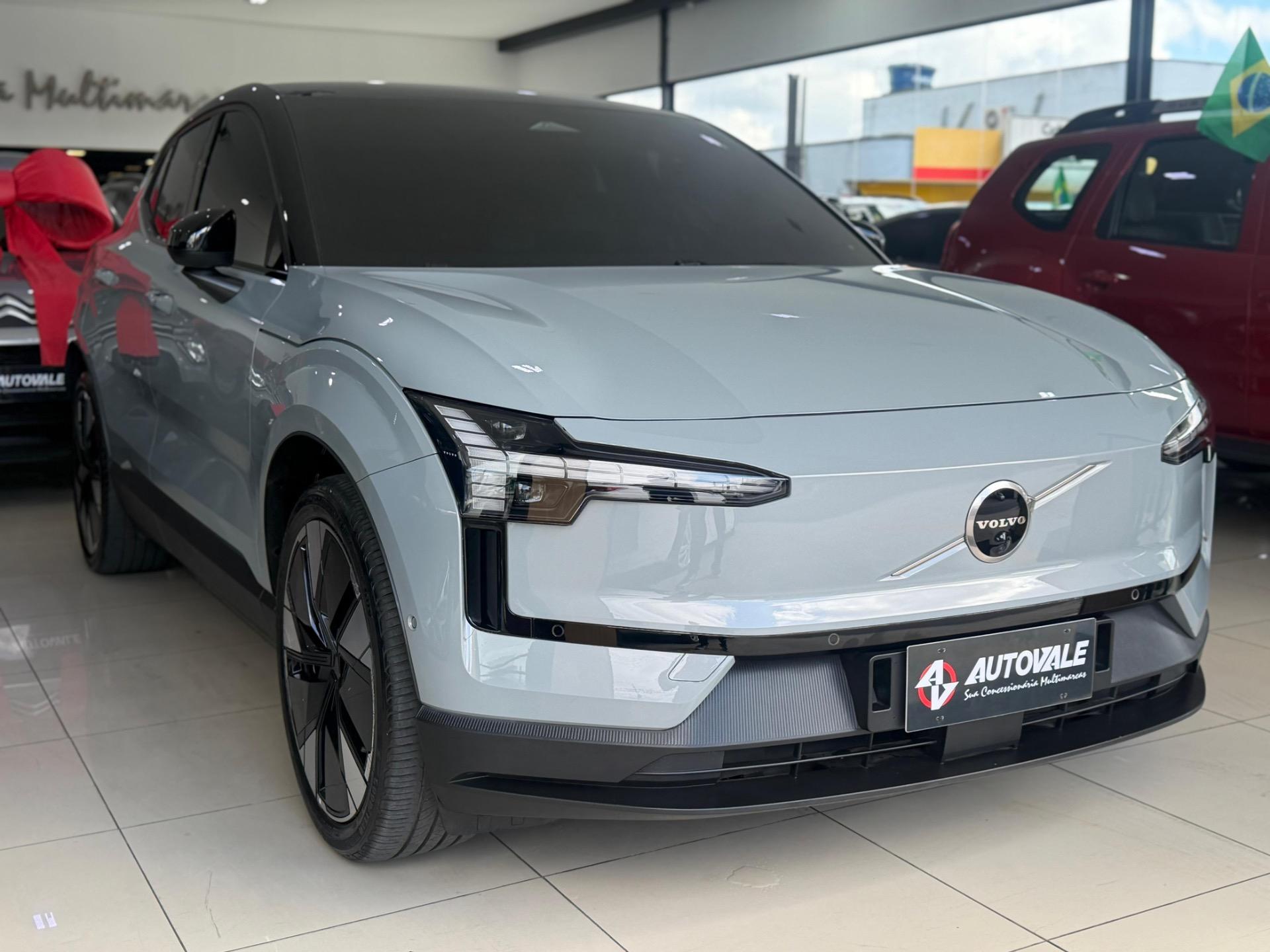 VOLVO EX30 - Foto