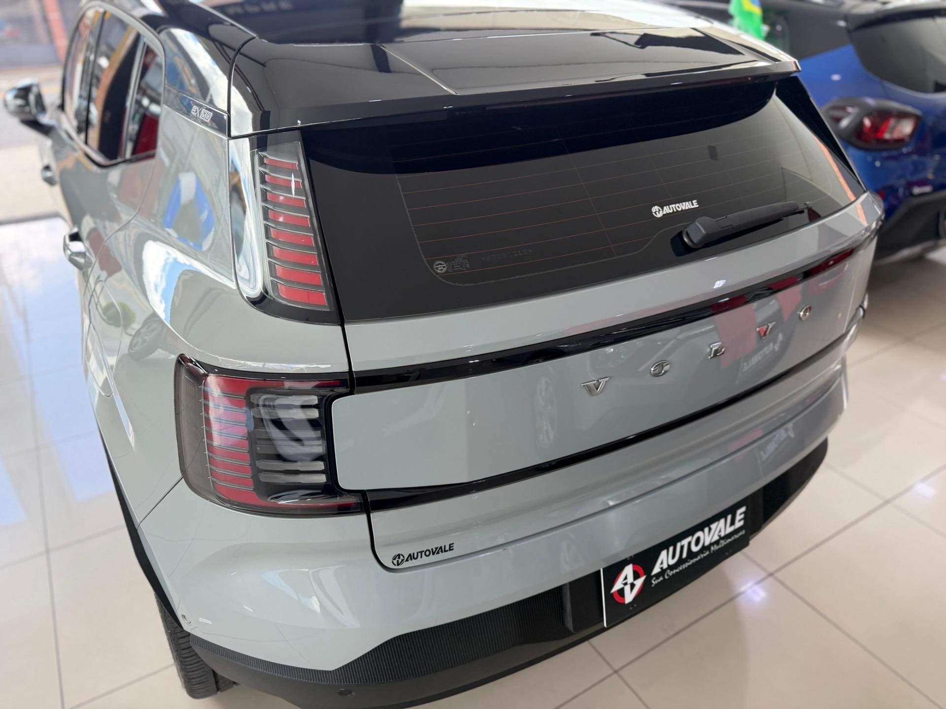 VOLVO EX30 - Foto