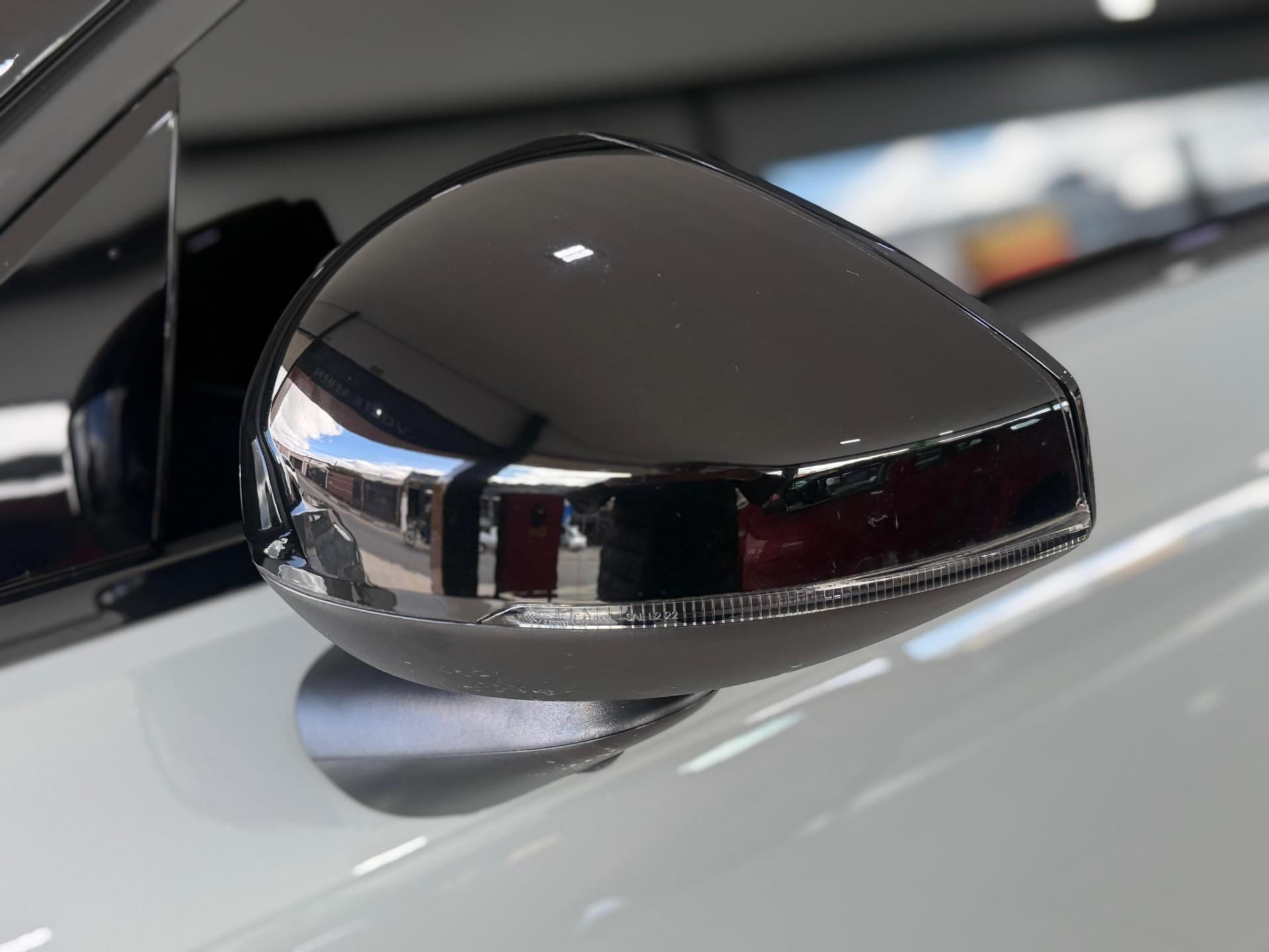 VOLVO EX30 - Foto