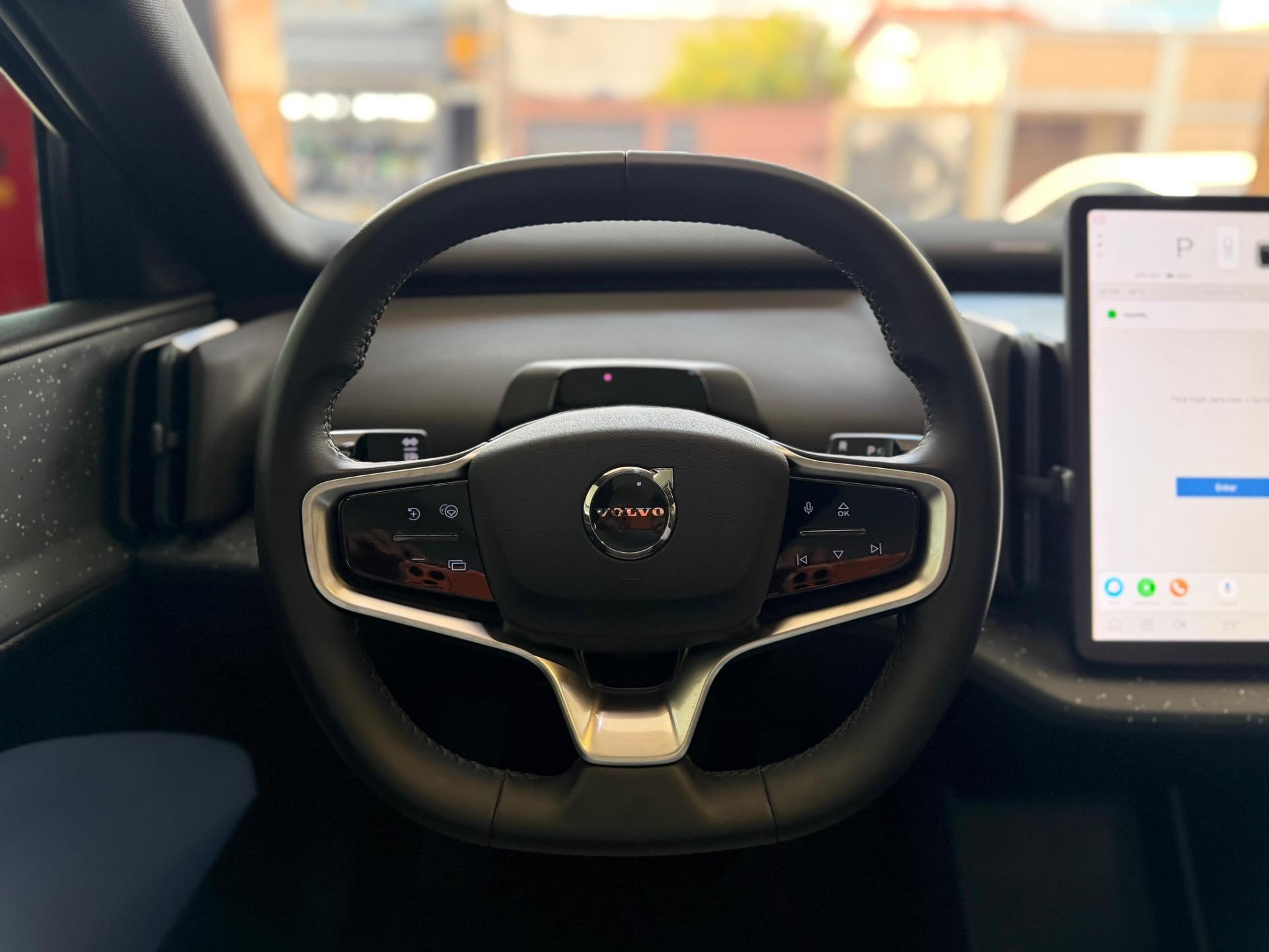 VOLVO EX30 - Foto