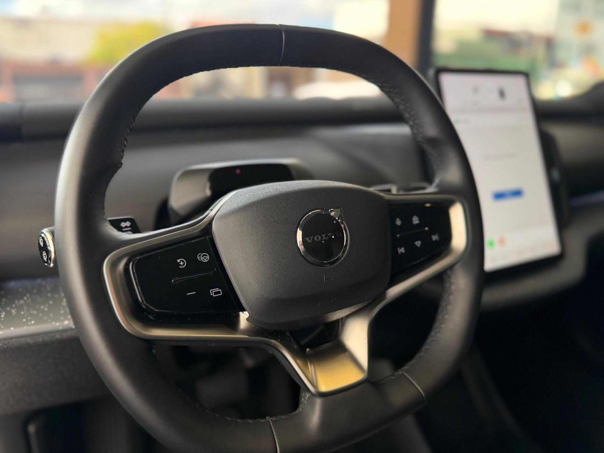 VOLVO EX30 - Foto