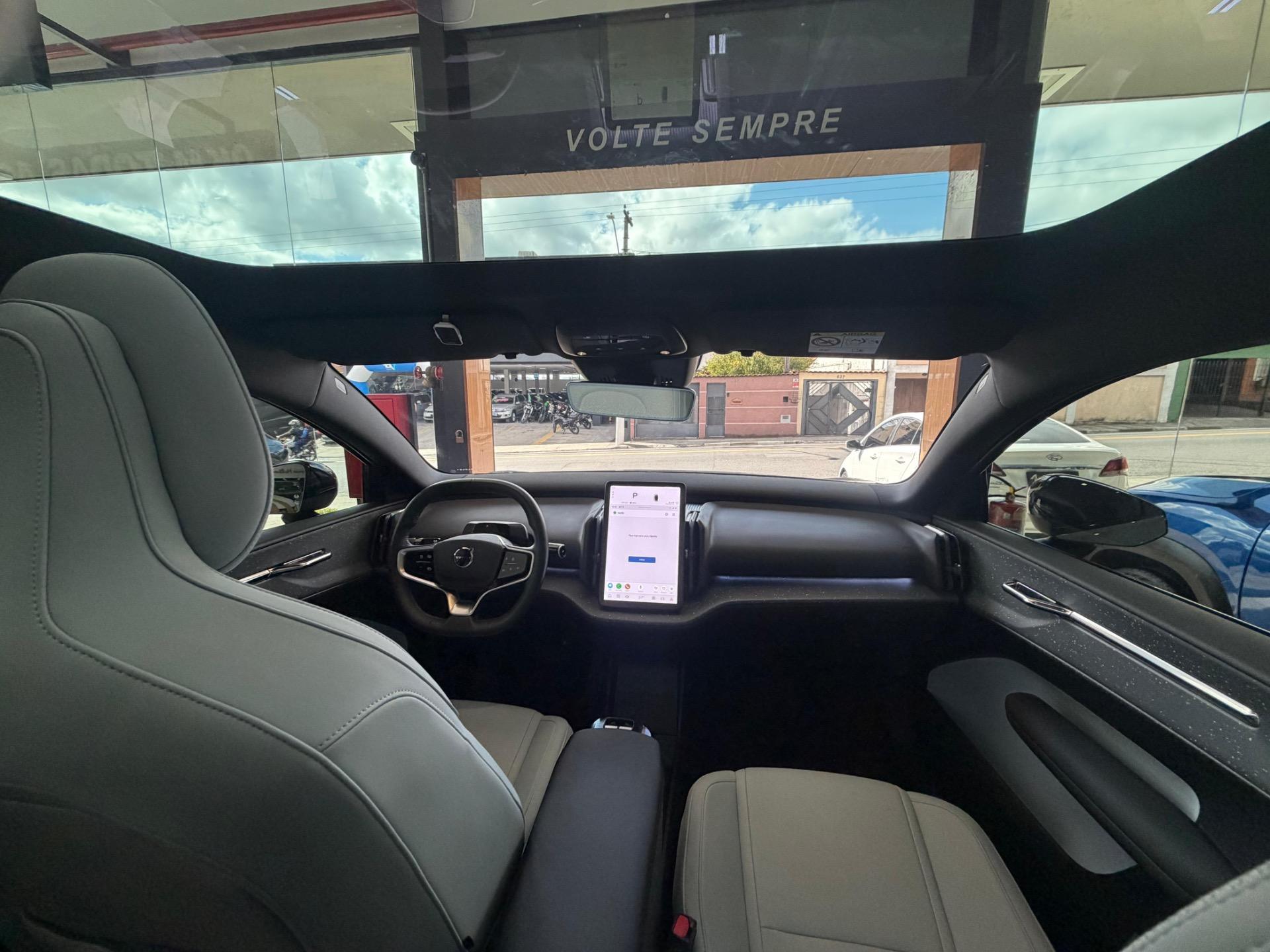 VOLVO EX30 - Foto