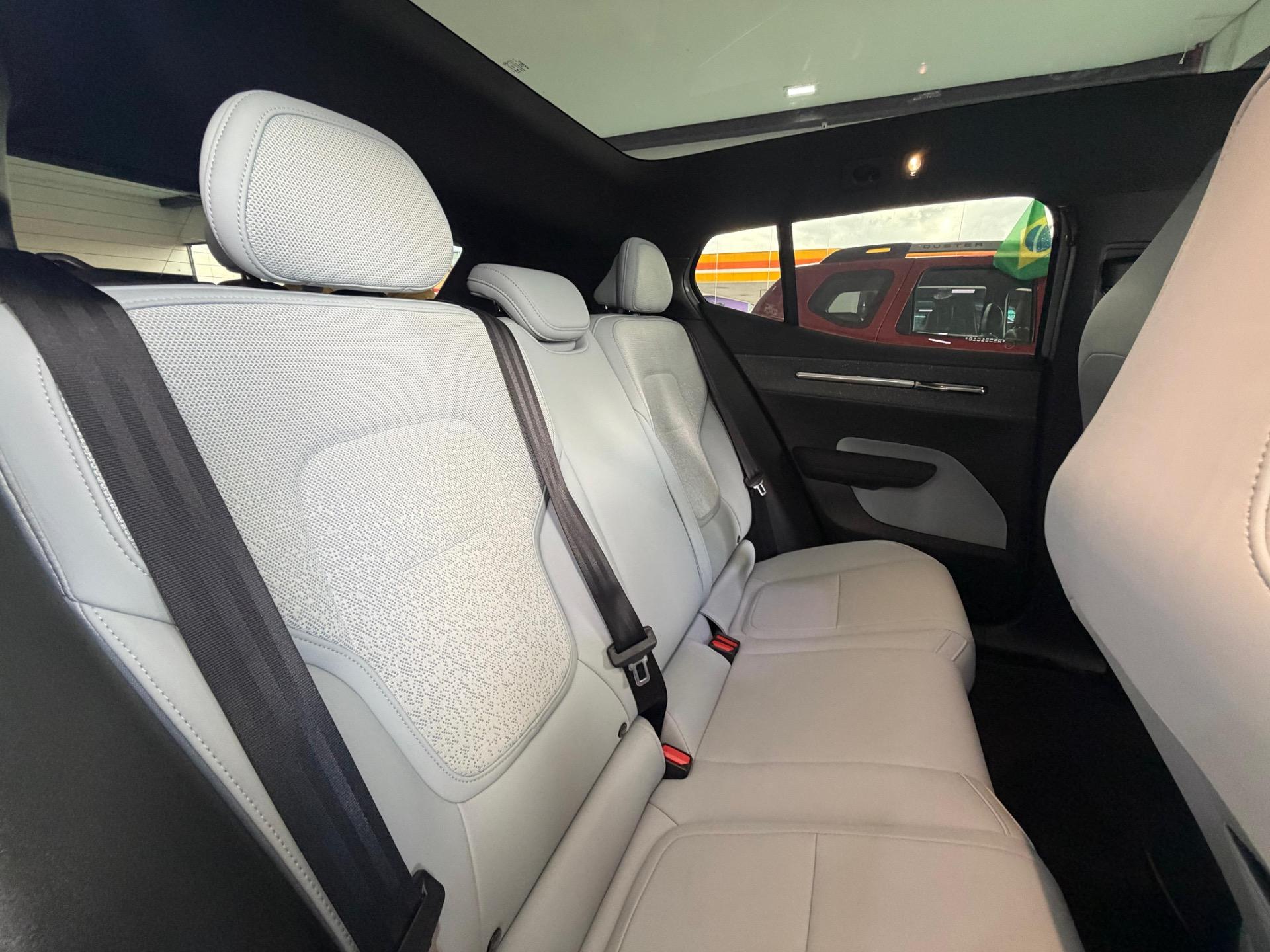 VOLVO EX30 - Foto